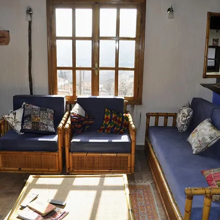 Maison Adoree Villa Vrasná