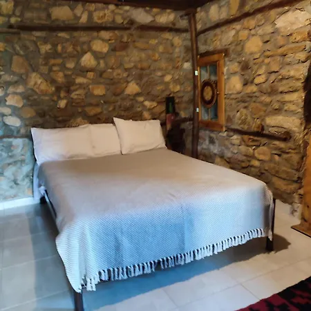 Maison Adoree Vrasna